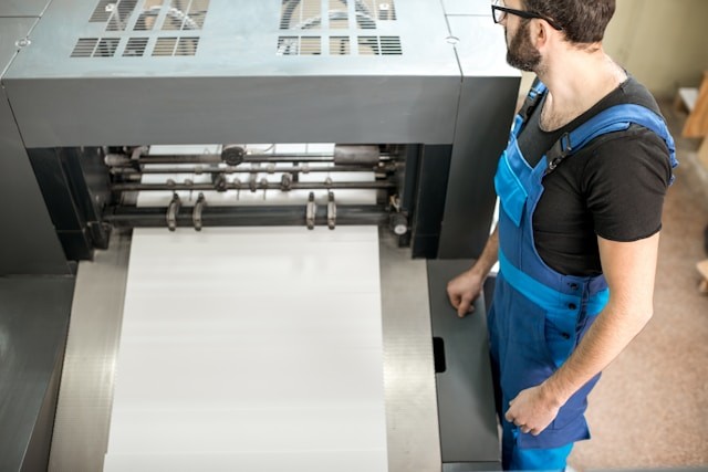 Hoe kleine bedrijven professioneel drukwerk inzetten zonder grote hoeveelheden