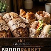 Broodbode Broodpakket: Vers Brood, Belegde Broodjes en Ontbijtservice