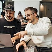 De Kunst van Zakelijke Communicatie: Strategieen voor de Moderne Werkplek