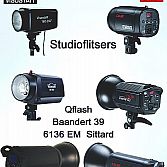 Groot assortiment studioflitsers en toebehoren.