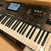 Korg PA4X 76 Key Oriental Arranger-toetsenbord