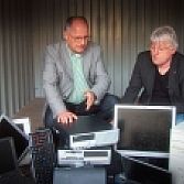 Oude zeecontainers als ICT-leerwerkplaatsen