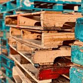 Pallets van geperst hout: Duurzame en praktische oplossing voor het verplaatsen van goederen