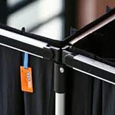 Pipe en Drape gordijn systemen verplaatsbaar. 