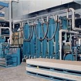 Productiefaciliteit hardhout- en granietcomposiet