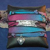 Silk wrap bracelets / zijden wikkelarmband