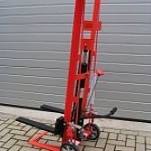 Steekwagen met hydraulische heffunctie 