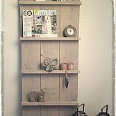 Steigerhouten tijdschriftenrek